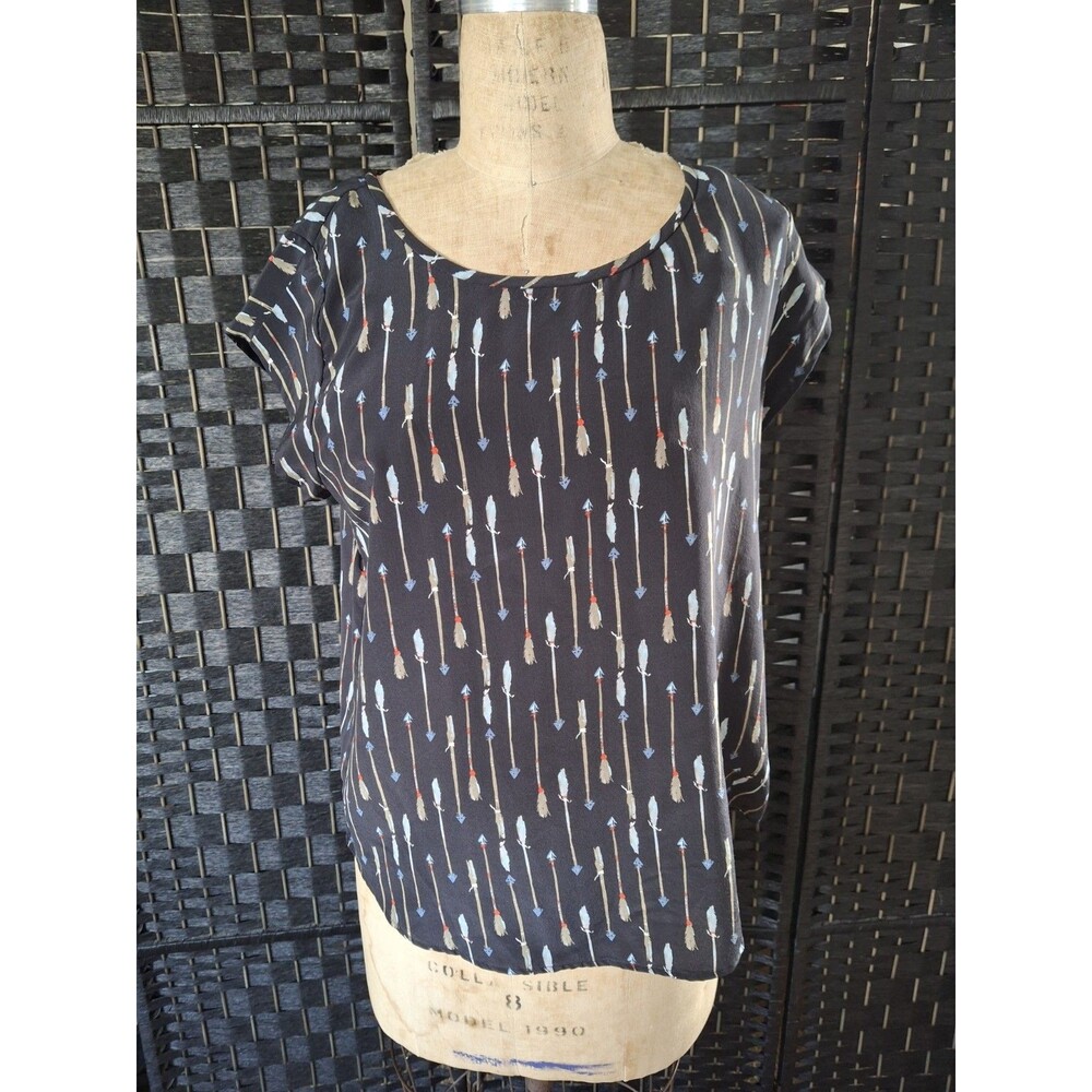 JOIE Rancher Arrow Print Top Silk Size Large Style worn by Liv Moore on iZombie